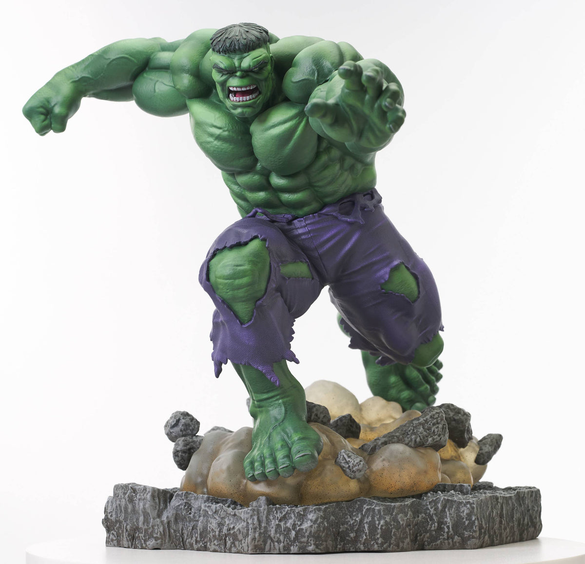 MARVEL GALLERY COMIC IMMORTAL HULK DLX PVC STATUE (C: 1-1-2)